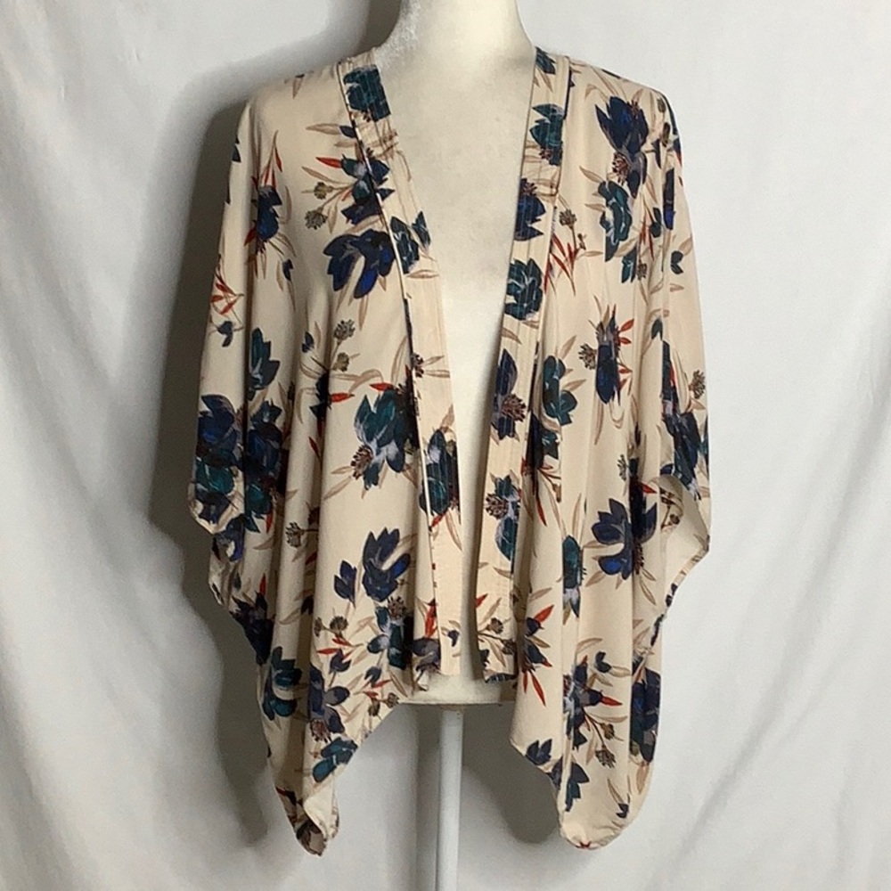 Talula Floral Kimono Cardigan Top Size S/M